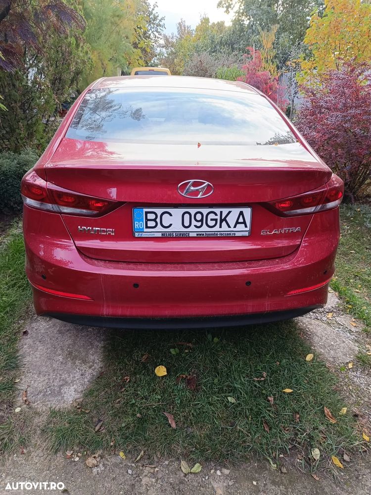 Hyundai Elantra 1.6 MPi Highway - 9