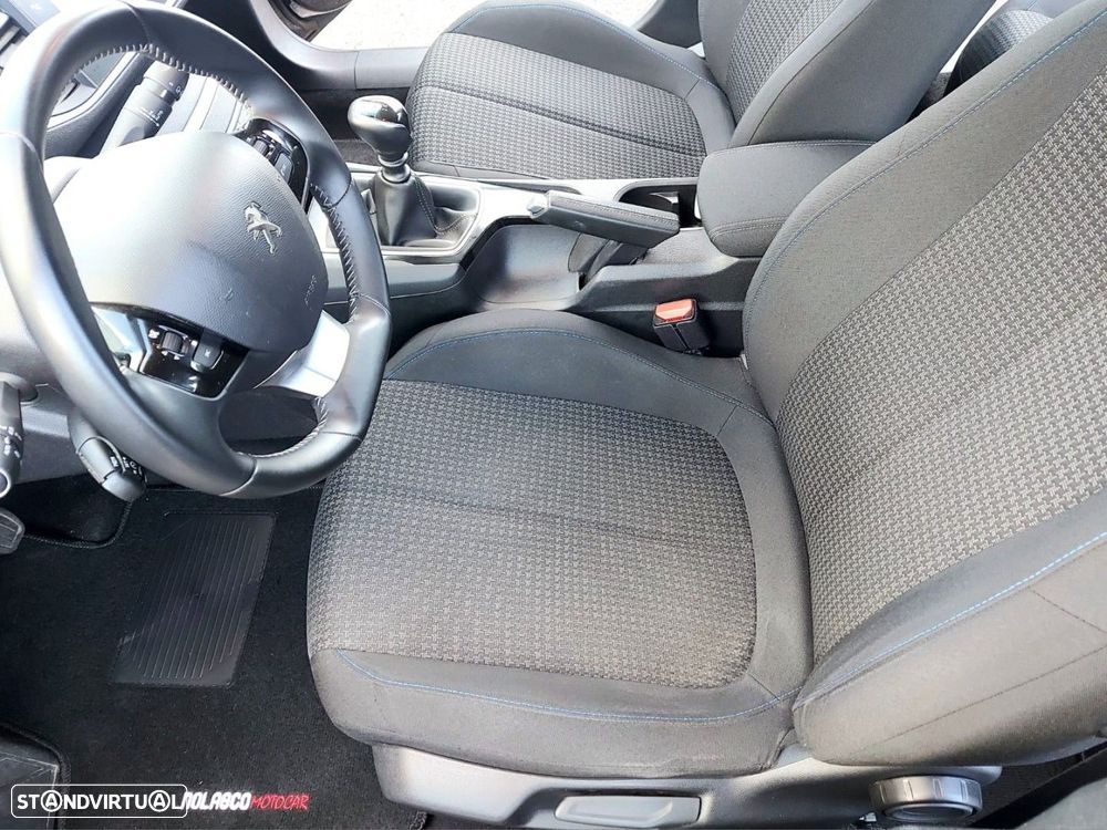 Peugeot 308 1.2 PureTech Style - 13