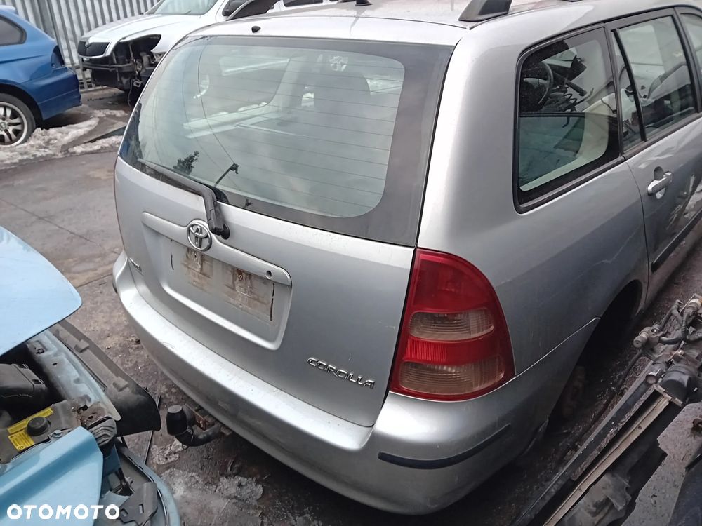 *TOYOTA COROLLA E12 KOMBI* Samochód na części - 3