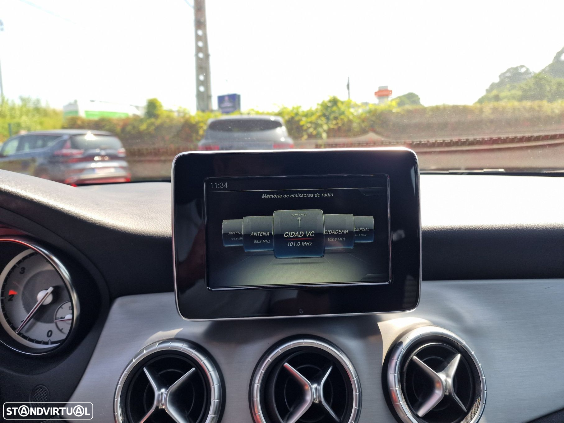 Mercedes-Benz CLA 180 - 26