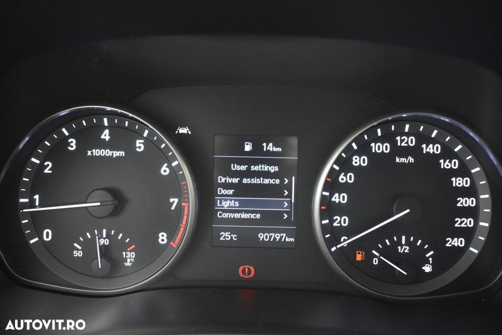 Hyundai i30 1.5 110CP 5DR M/T Highway - 19