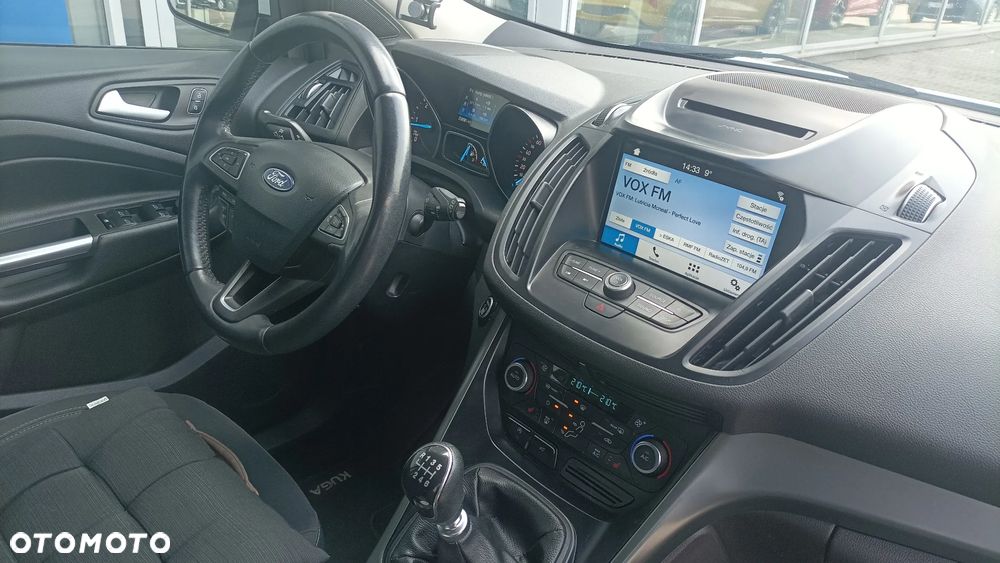 Ford Kuga 2.0 TDCi FWD Titanium - 10