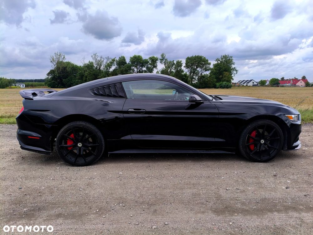 Ford Mustang 2.3 EcoBoost - 5