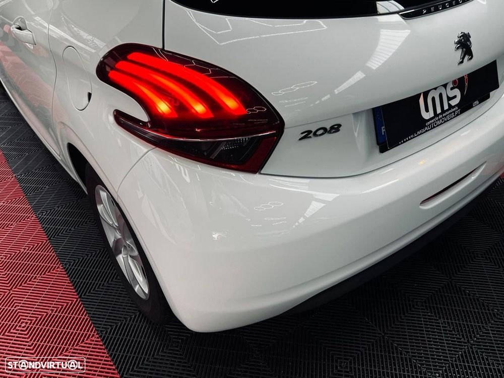 Peugeot 208 1.2 VTi Active - 16