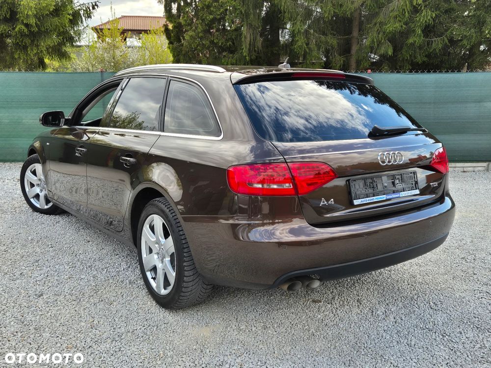 Audi A4 Avant 2.0 TDI DPF S line Sportpaket - 33