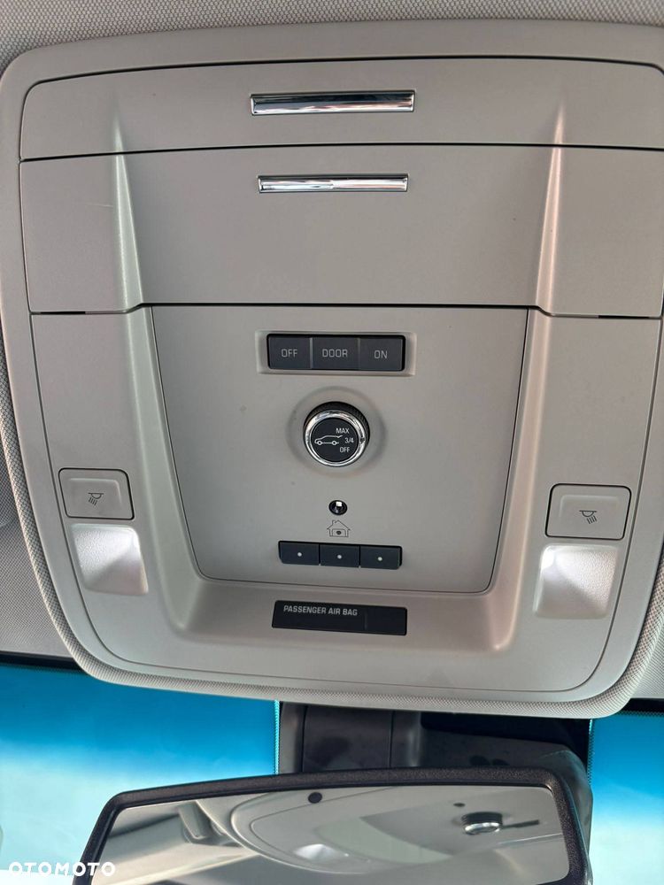 Chevrolet Tahoe - 18