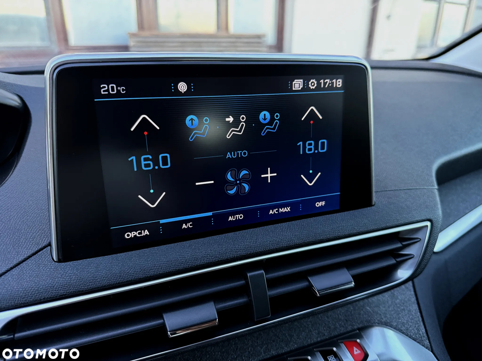Peugeot 5008 1.6 PureTech Allure S&S EAT8 - 16