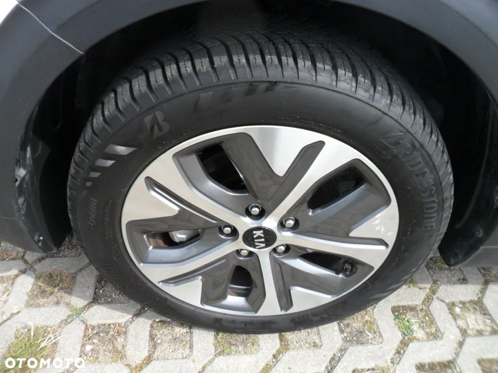 Kia Niro e-Niro 64kWh L - 9