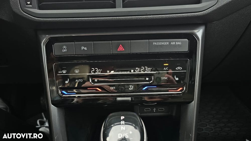 Volkswagen T-Cross 1.5 TSI DSG Style - 10