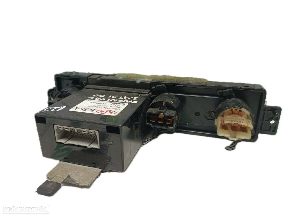Comando / Botão De Sofagem / Climatronic Kia Carnival Ii (Gq) - 3