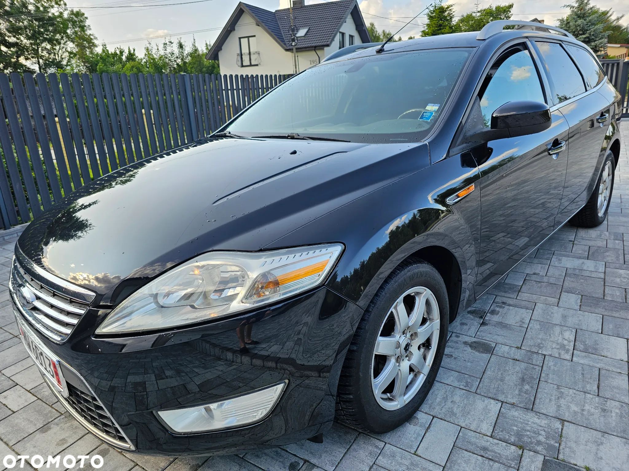 Ford Mondeo 2.0 FF Ghia - 1
