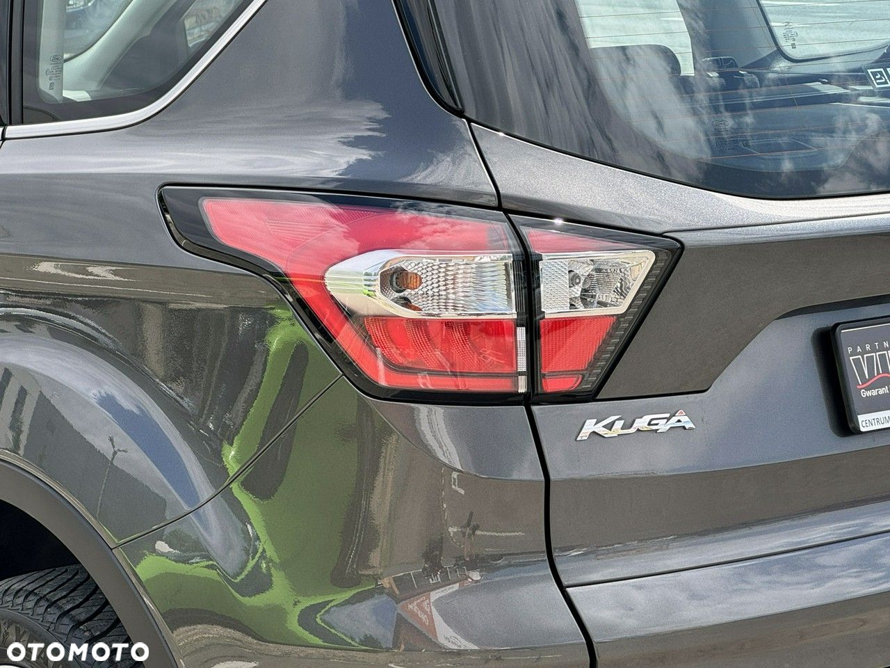 Ford Kuga - 17