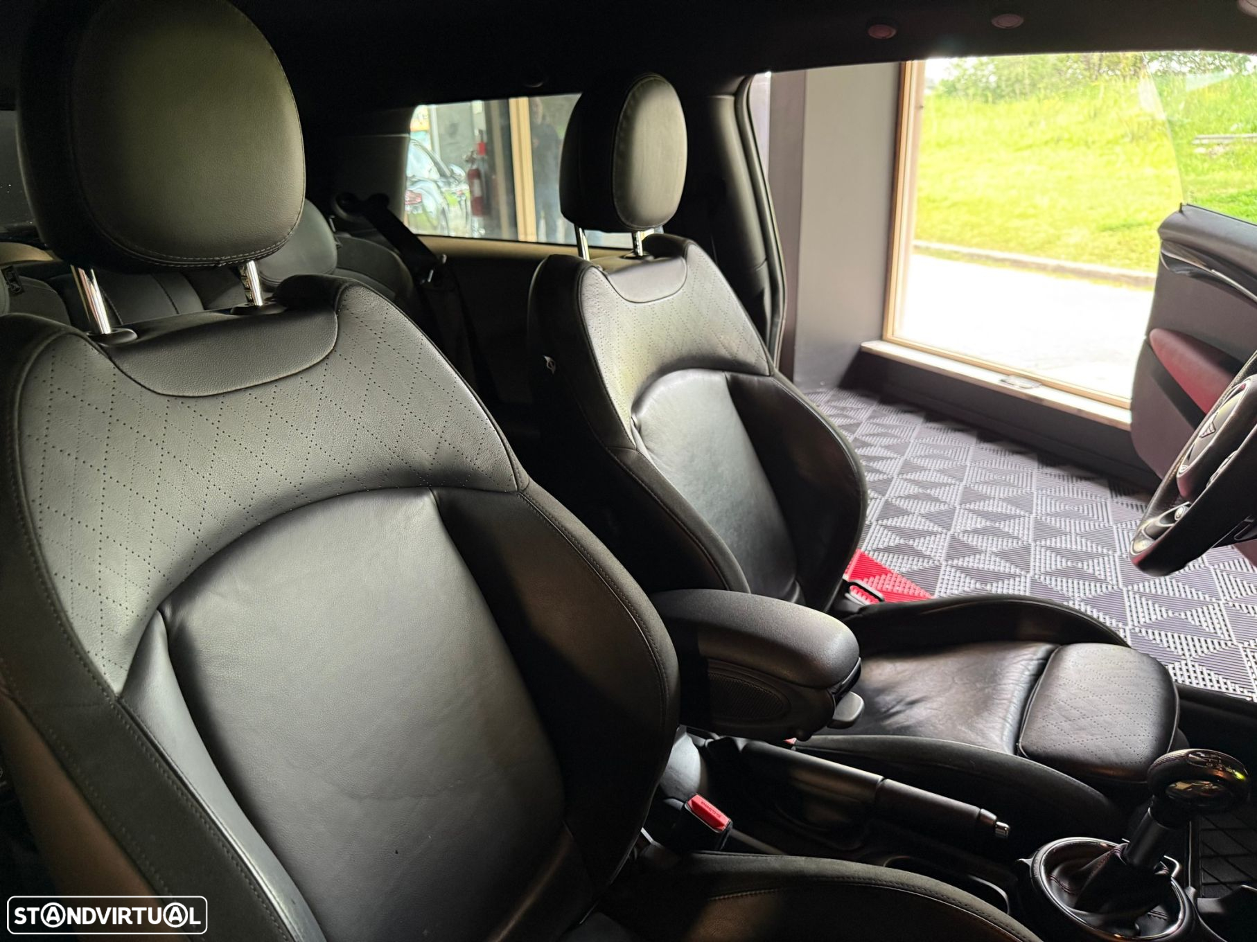 MINI 3 Portas John Cooper Works Auto Desportiva - 35