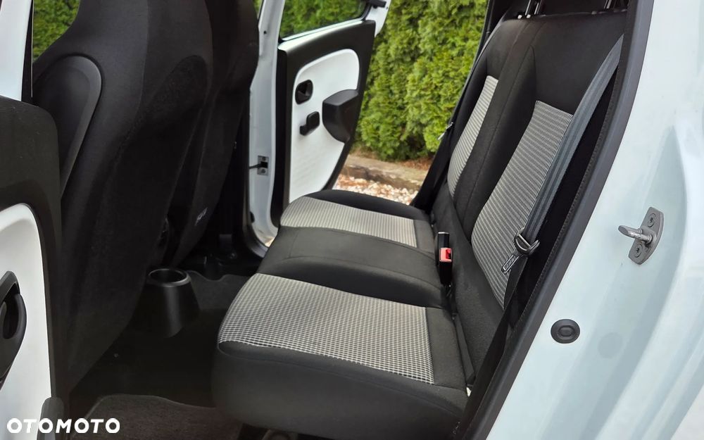 Renault Twingo - 21