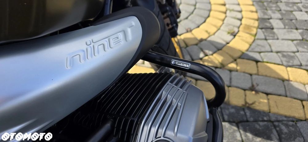 BMW R - 7