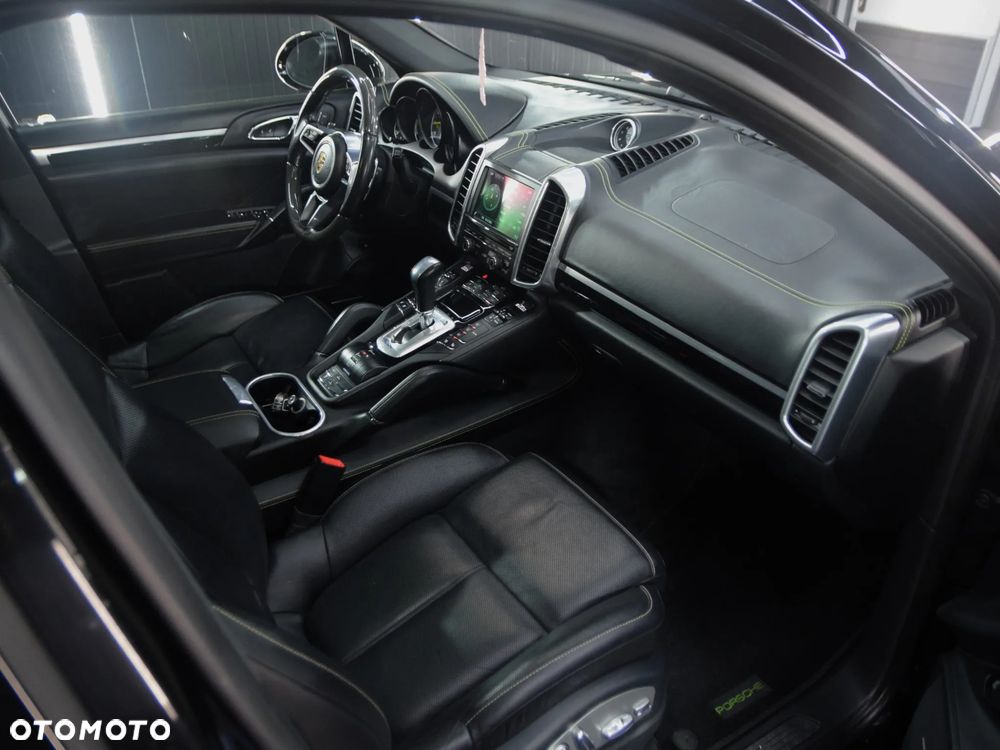 Porsche Cayenne S E-Hybrid Platinum Edition - 7