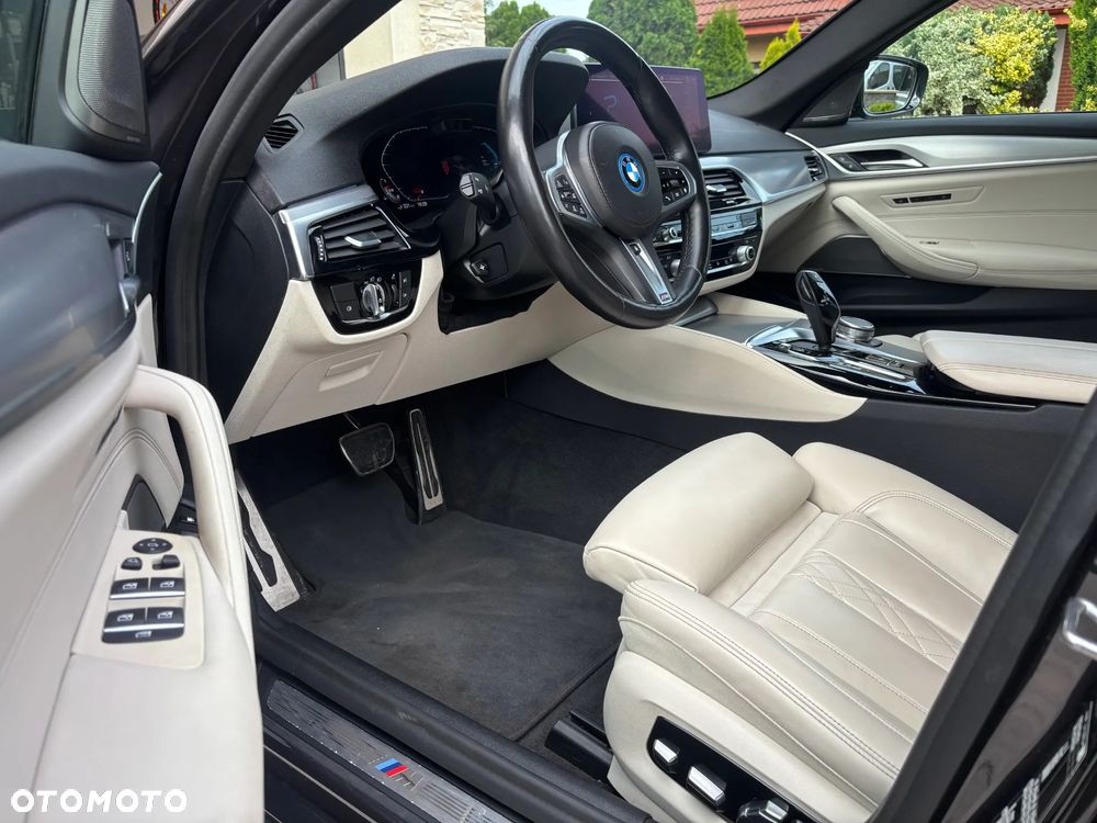 BMW Seria 5 545e xDrive M Sport sport - 14