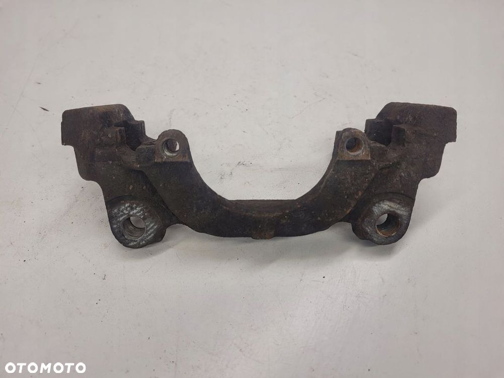 JARZMO ZACISKU PRZÓD AUDI A4 B7 A6 C6 A3 8P 801 - 1