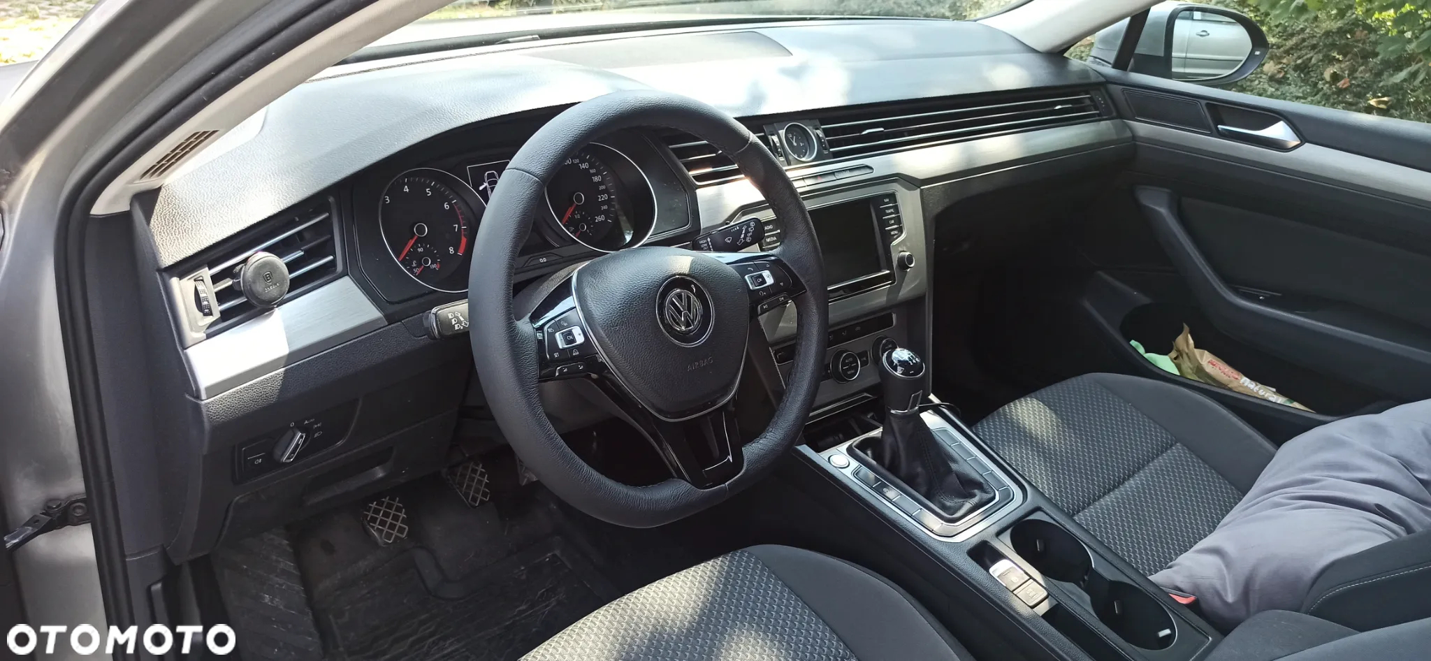 Volkswagen Passat 1.4 TSI BMT Comfortline - 20