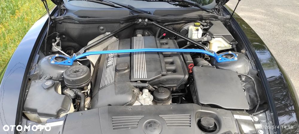 BMW Z4 2.2i - 8