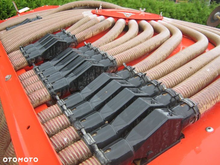 Kuhn HR 304 D + VENTA LC 3000 - 14