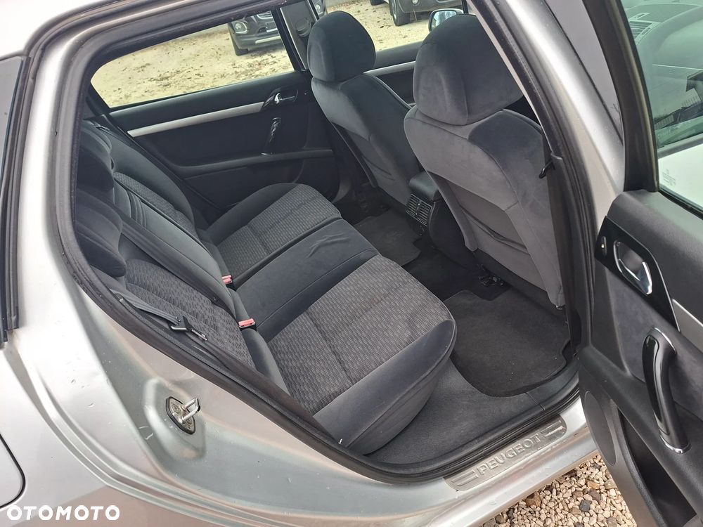 Peugeot 407 2.0 HDi Premium - 11