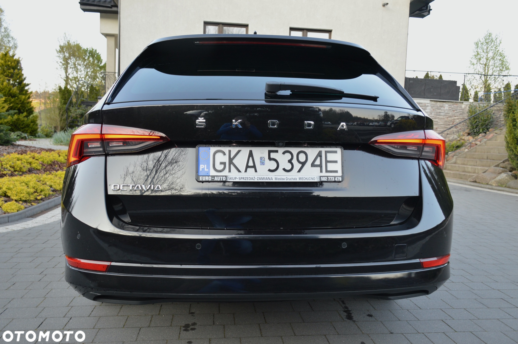 Skoda Octavia 2.0 TDI Business DSG - 6