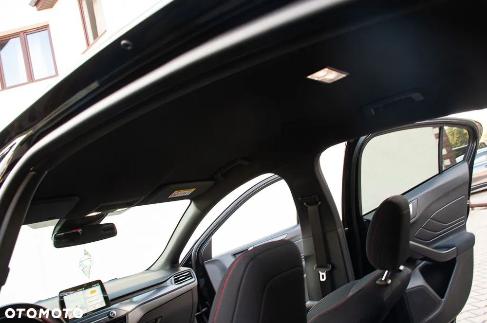 Ford Focus 1.0 EcoBoost ST-Line Black ASS - 26