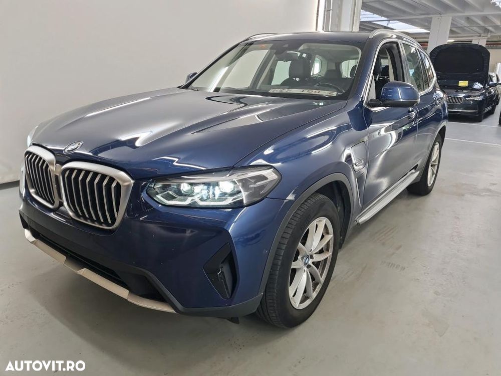 BMW X3 xDrive30e AT PHEV - 1