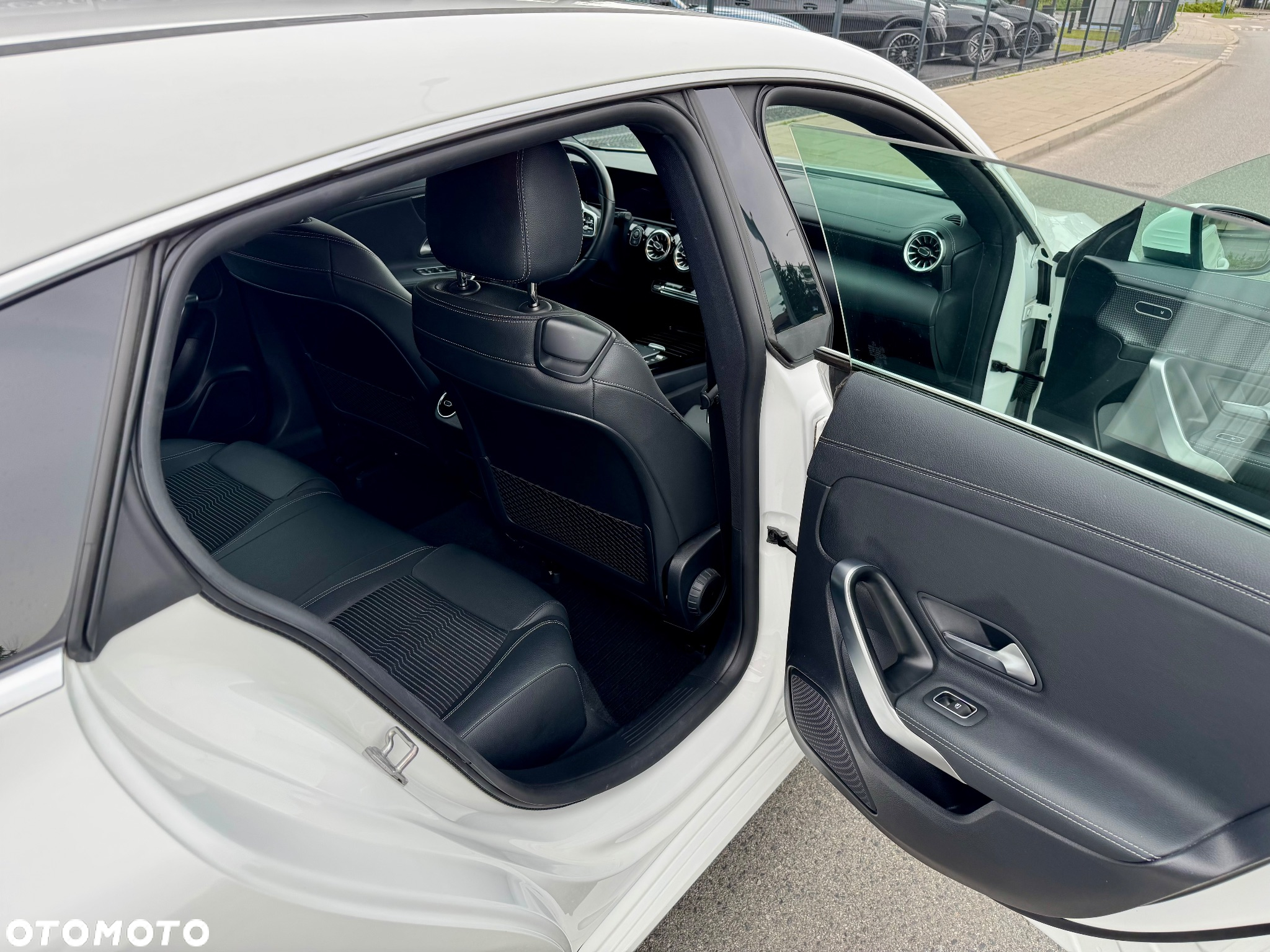 Mercedes-Benz CLA 200 d 8G-DCT - 6