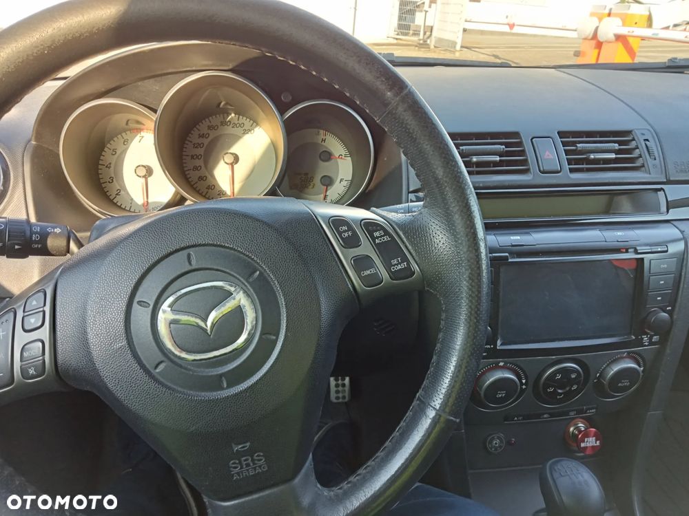 Mazda 3 2.0 Sport Kintaro - 11