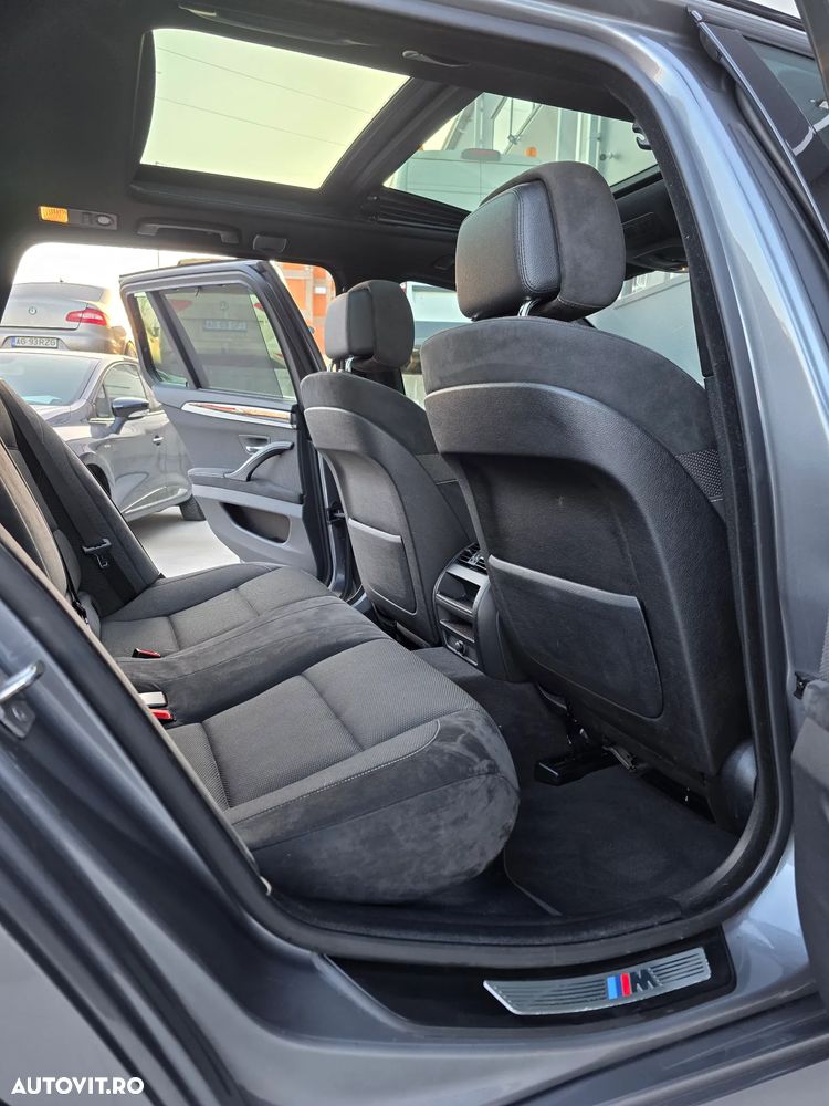 BMW Seria 5 520d Aut. - 29