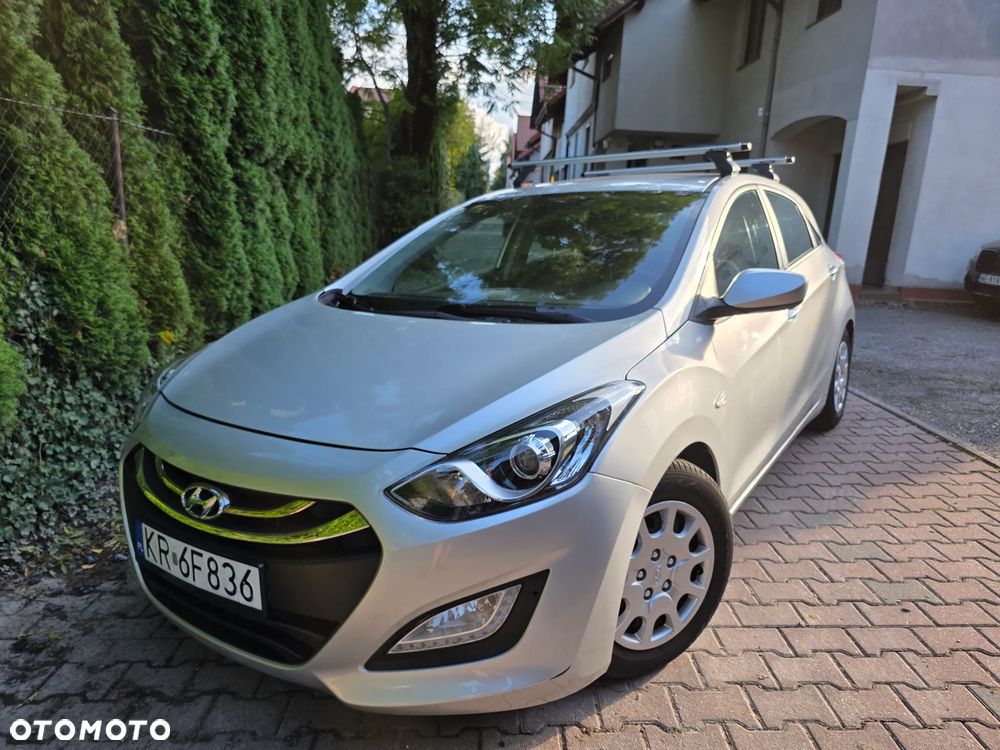 Hyundai i30 1.4 CRDi Comfort - 4