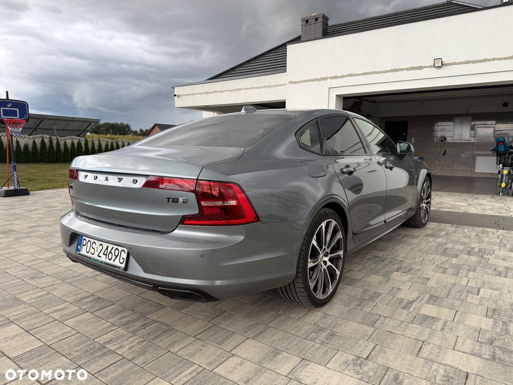 Volvo S90 T8 AWD Plug-In Hybrid Inscription - 4