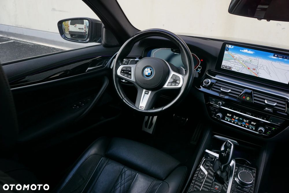 BMW Seria 5 545e xDrive M Sport sport - 19