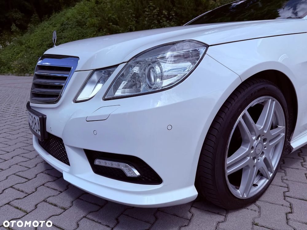 Mercedes-Benz Klasa E 200 CGI BlueEffICIENCY - 15