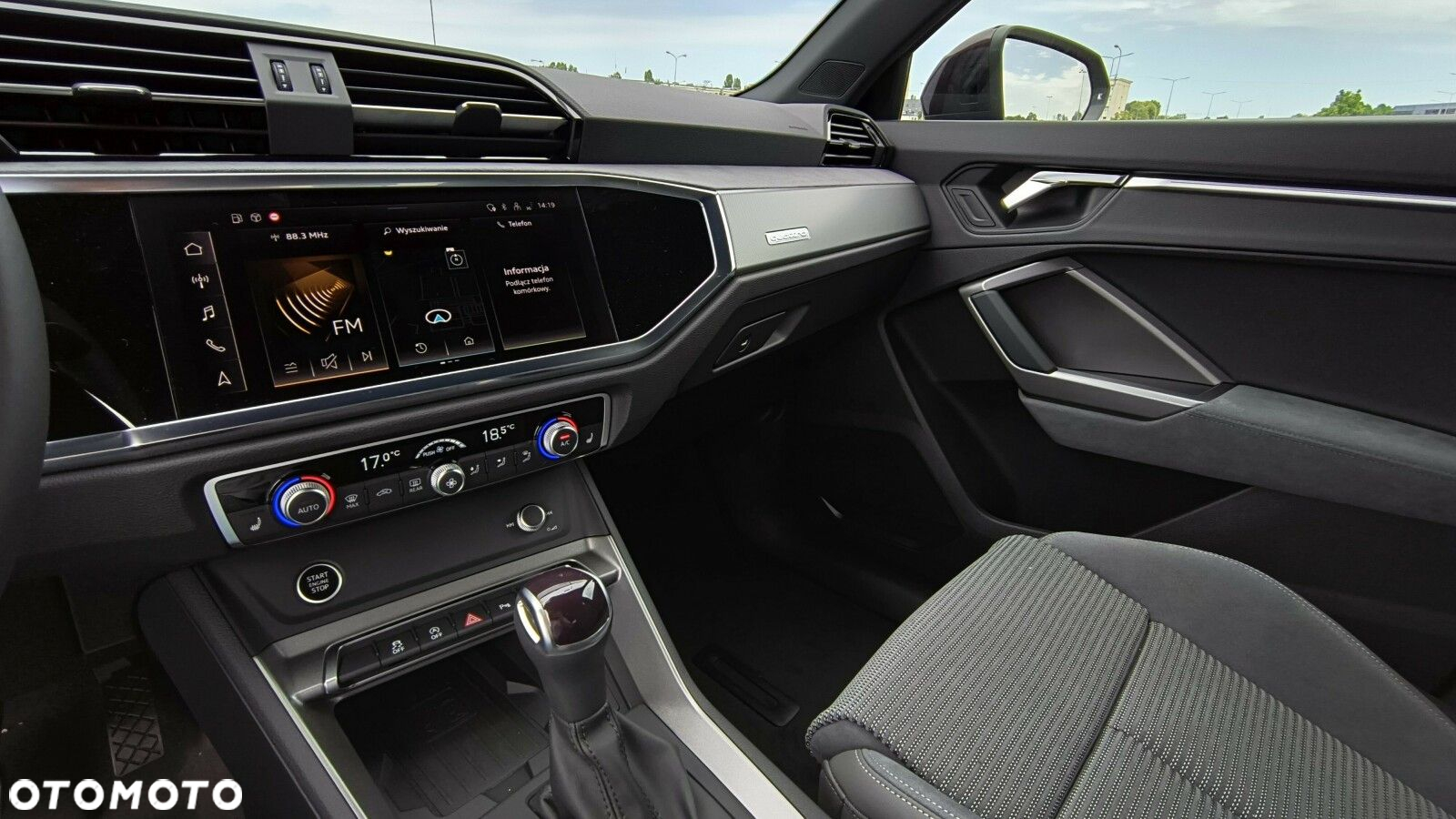 Audi Q3 - 30