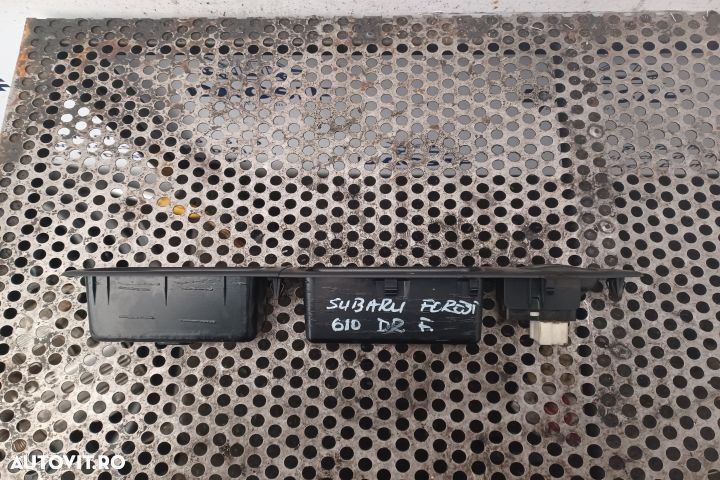 Butoane geam sofer Subaru Forester 1 (facelift)  [din 2000 pana  2002] seria Crossover 2.0 AT (125 - 1