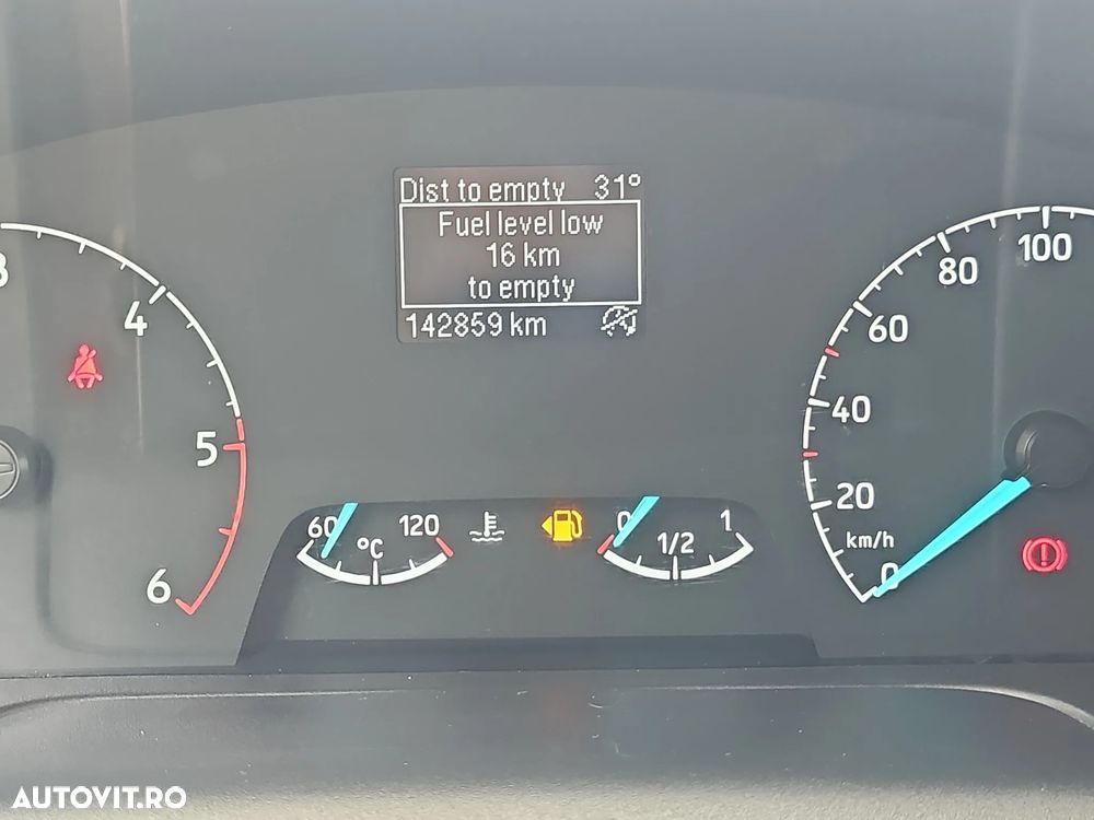 Ford Transit - 10