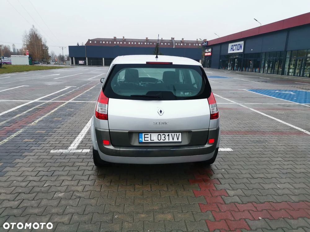 Renault Scenic - 8