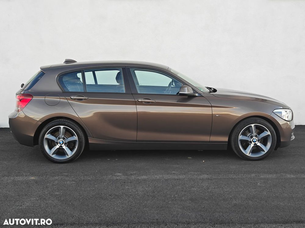 BMW Seria 1 120d Sport-Aut. Sport Line - 11