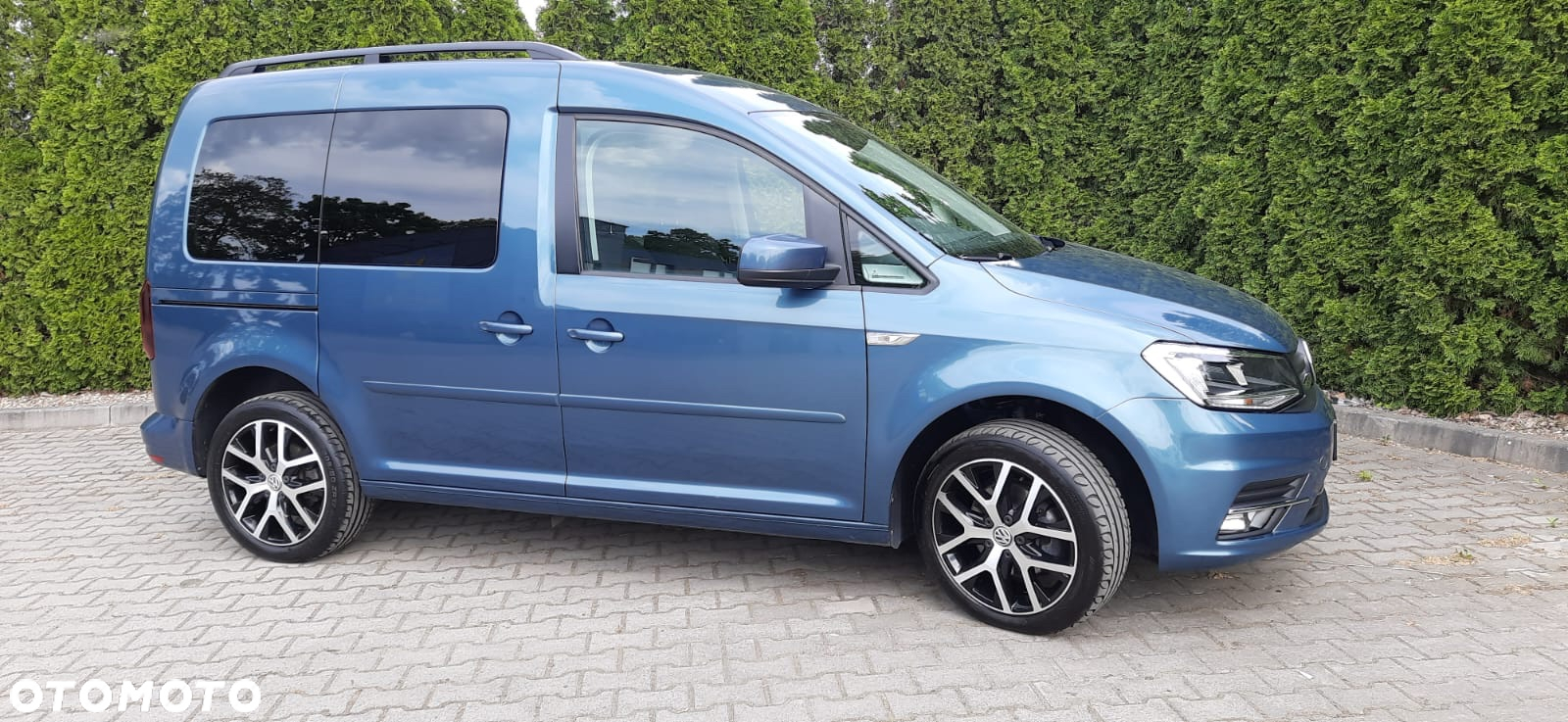 Volkswagen Caddy - 10
