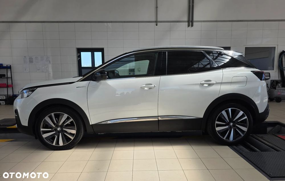 Peugeot 3008 1.6 PureTech Hybrid4 PHEV GT S&S EAT8 - 8