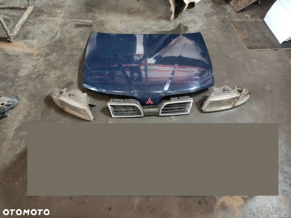 MASKA + LAMPY MITSUBISHI CARISMA I T44 - 1