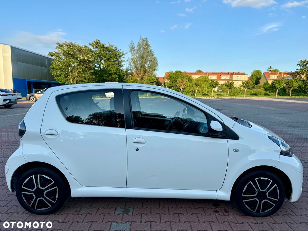 Toyota Aygo 1.0 VVT-i Sol EU5 MM - 9