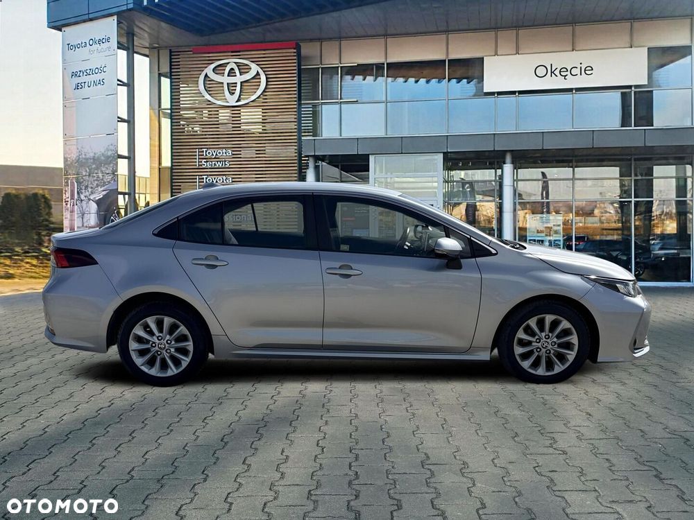 Toyota Corolla - 6