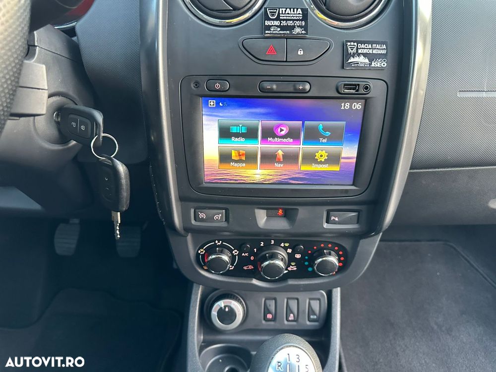 Dacia Duster dCi 110 FAP 4x4 Blackshadow - 23