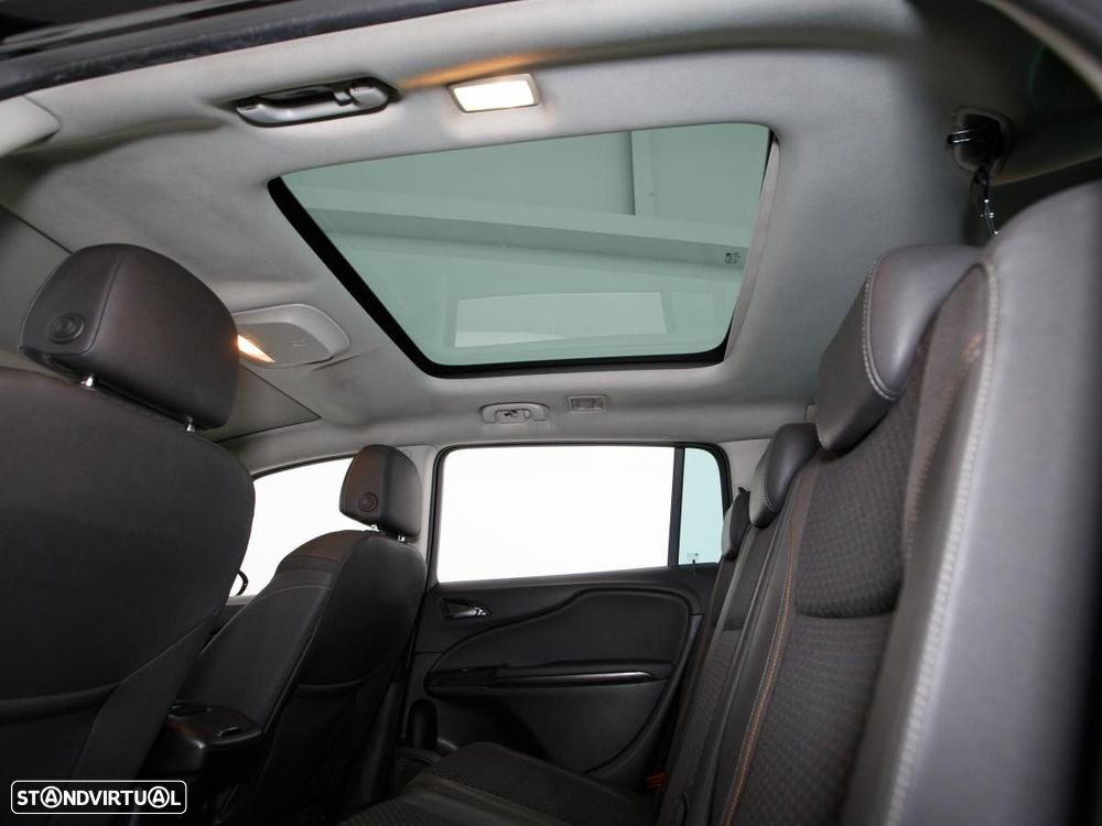 Opel Zafira - 15