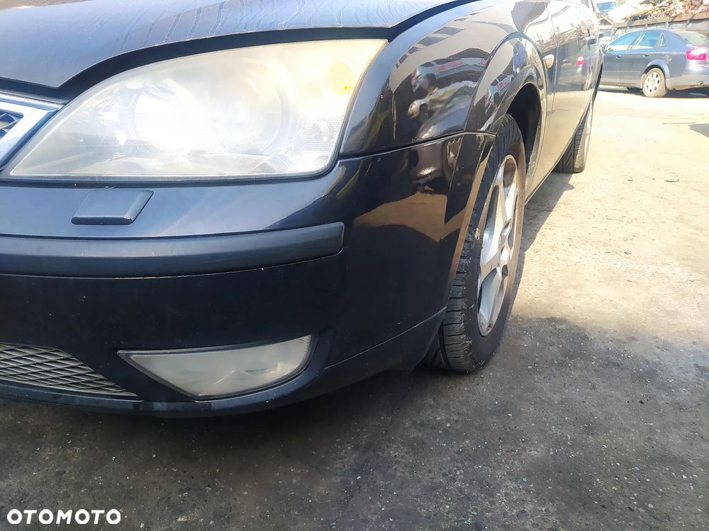REFLEKTOR LEWY PRAWY FORD MONDEO MK3
