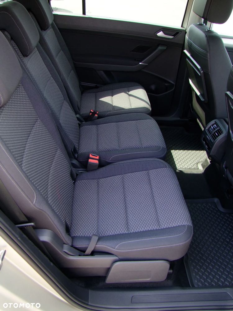 Volkswagen Touran 2.0 TDI BMT SCR Comfortline - 15